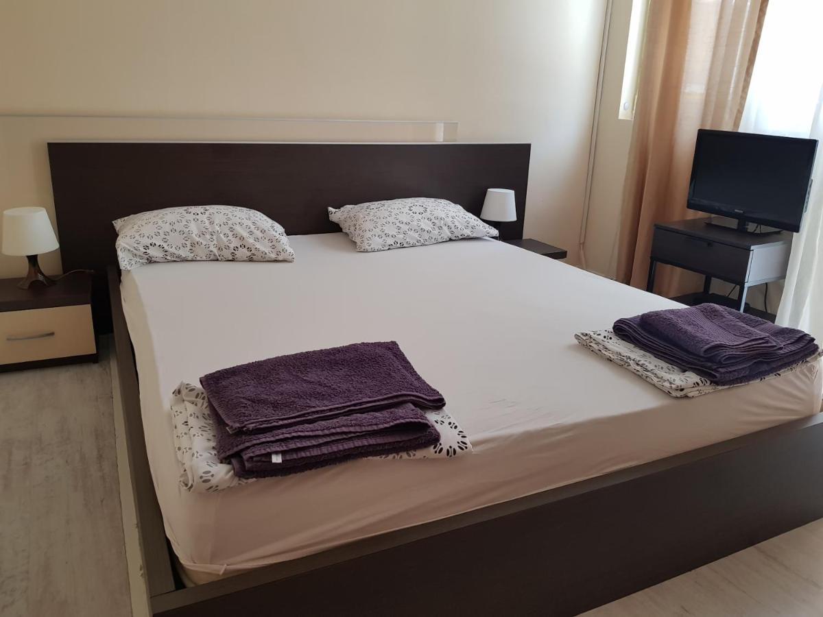 Ivet Apartment Varna Esterno foto